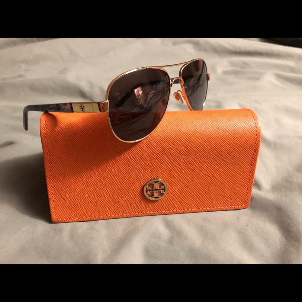 TORY BURCH sunglasses